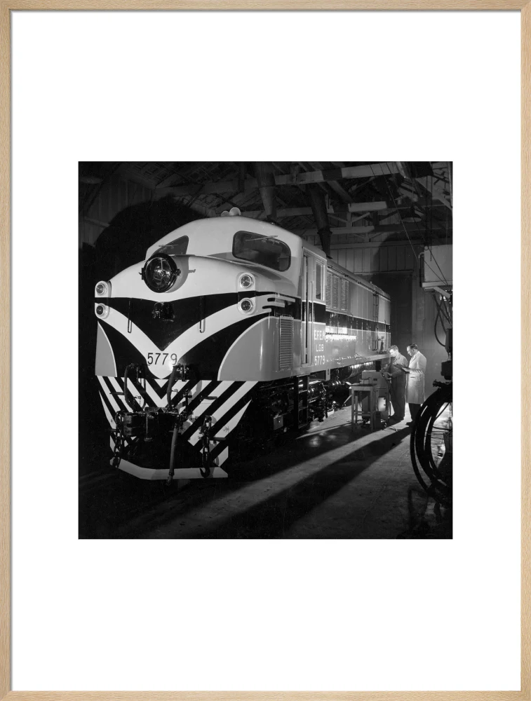 Finished diesel loco for export in main assembly hall, Darlington, 1959. - Image 26