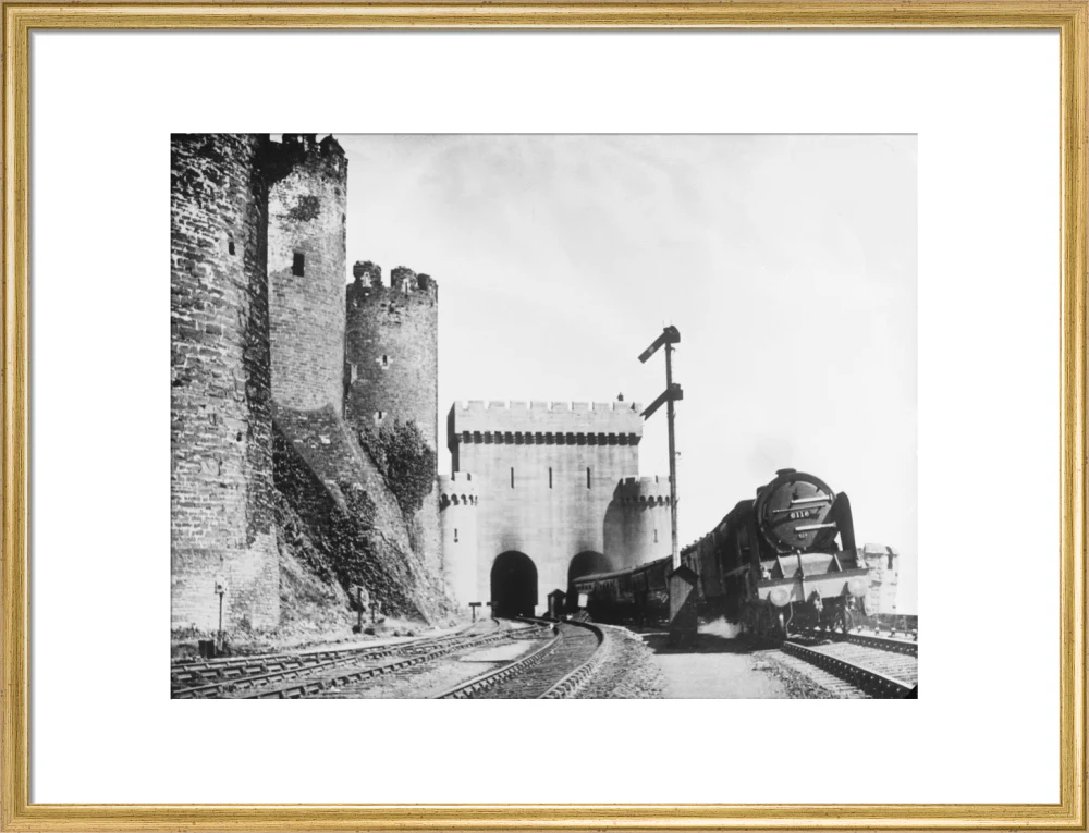 Irish Mail passing Conwy Castle, 1936. - Image 20