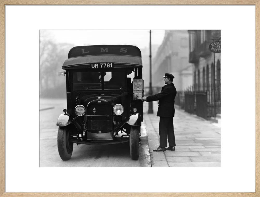 Delivery van, 1931. - Image 21