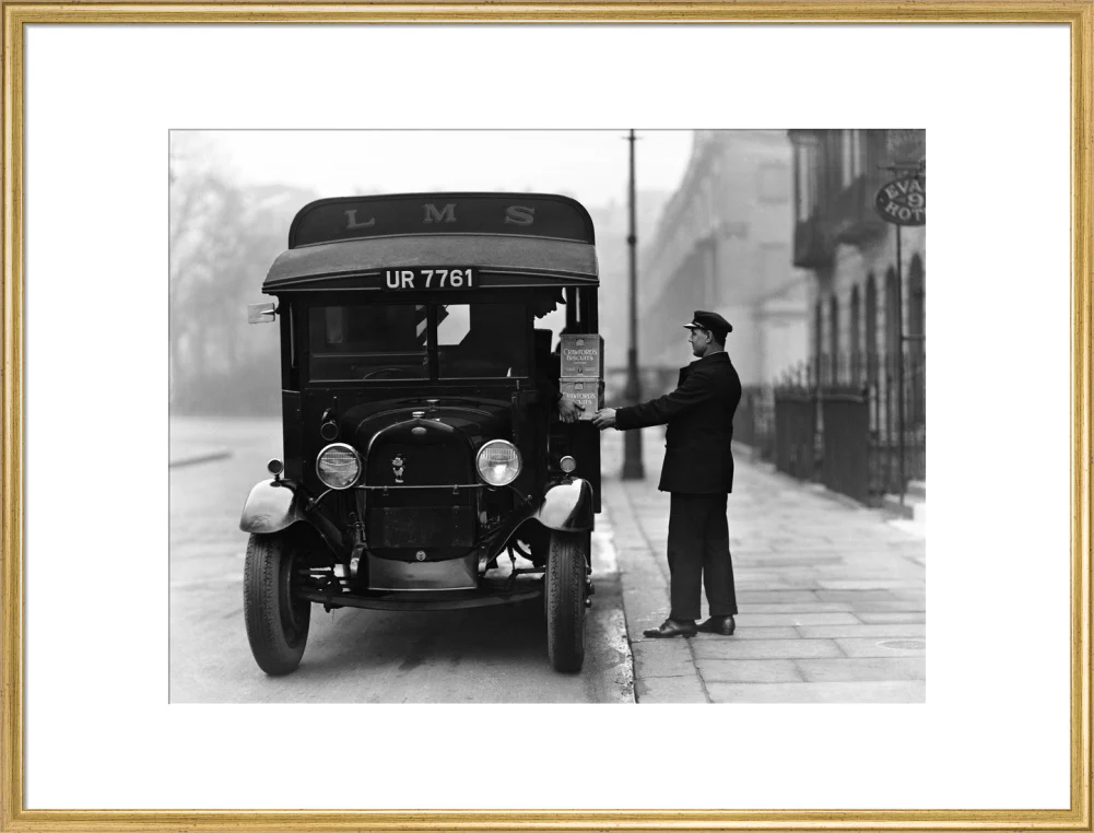 Delivery van, 1931. - Image 25