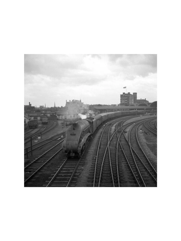 Passenger train at York Station, 1961. - Image 22