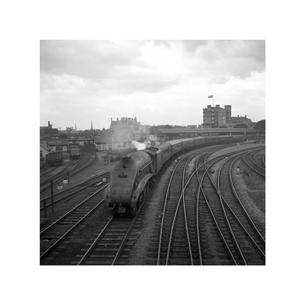 Passenger train at York Station, 1961. - Image 27