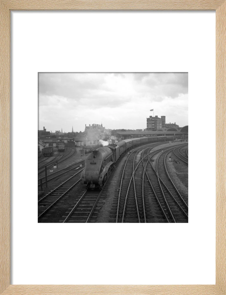 Passenger train at York Station, 1961. - Image 44