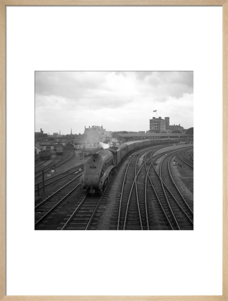 Passenger train at York Station, 1961. - Image 54