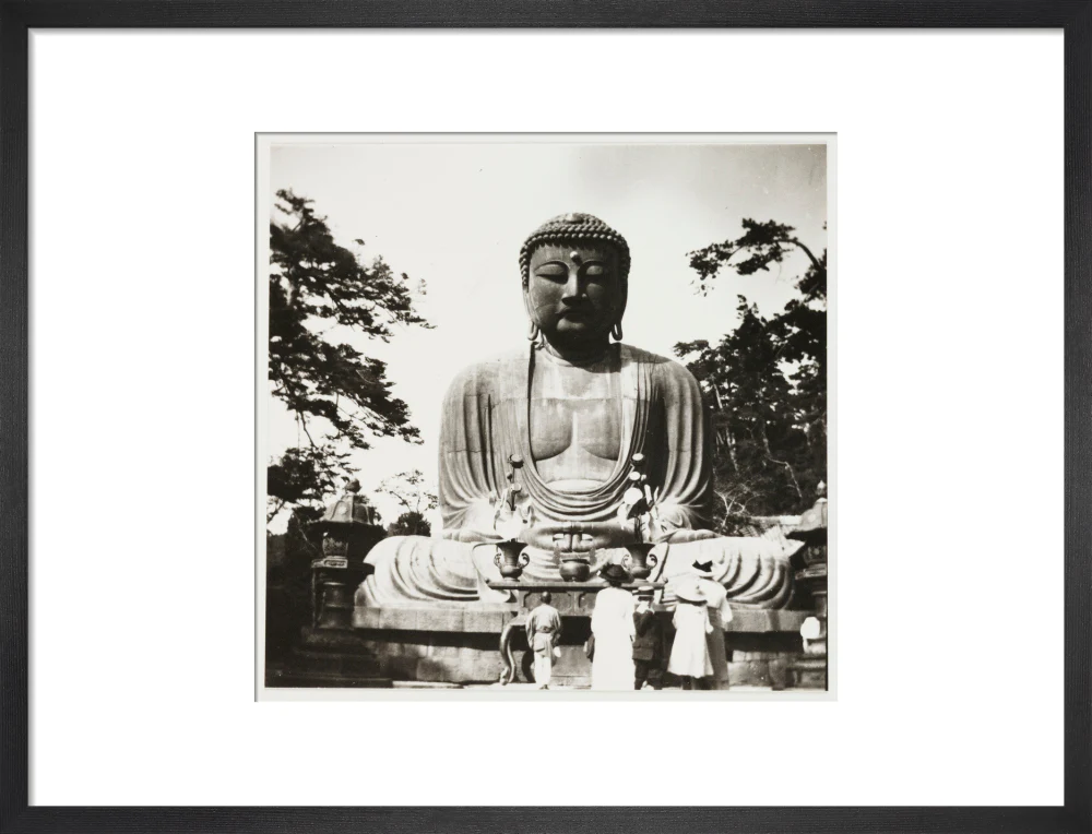 Tourists at Kamakura temple, c 1905. - Image 13
