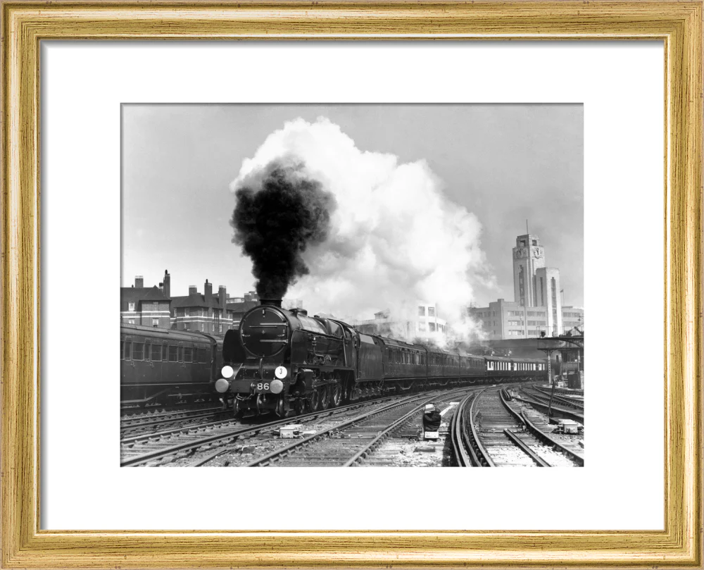 The 'Lord Anson' steam locomotive leaving London Victoria, 1939. - Image 5