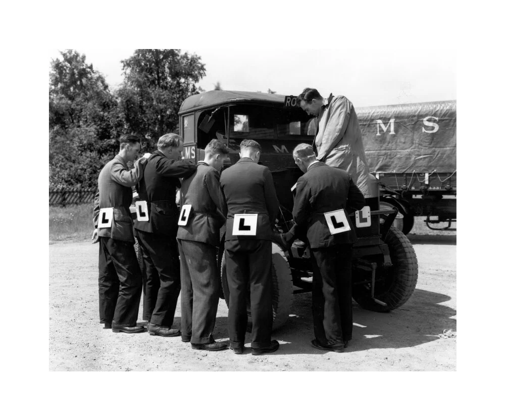 LMS mechanics, c 1930s. - Image 28