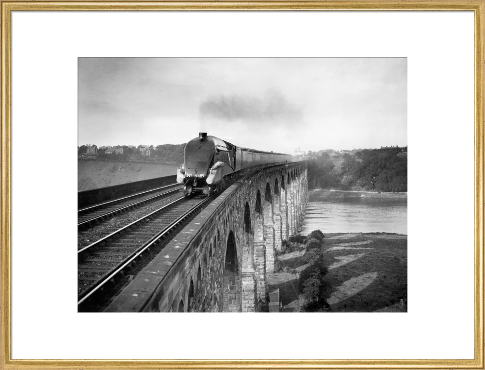 Coronation A4 Class steam locomotive crosses the Royal Border Bridge at Berwick-upon-Tweed, 1937. - Image 25