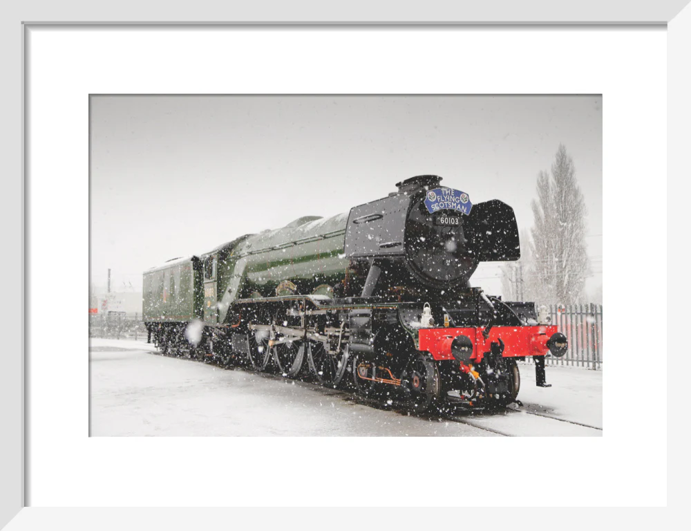 Flying Scotsman locomotive in the snow, 2016. - Image 42