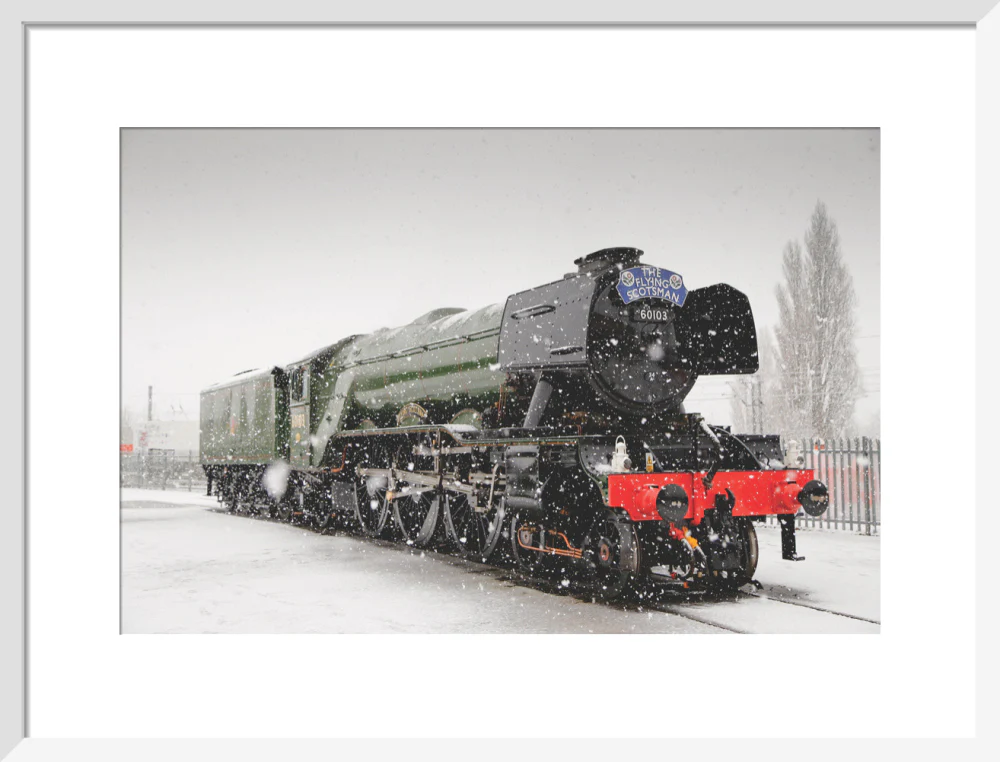 Flying Scotsman locomotive in the snow, 2016. - Image 47
