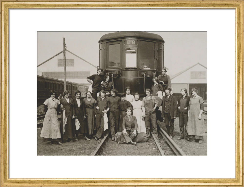 Carriage cleaners, about 1916. - Image 48