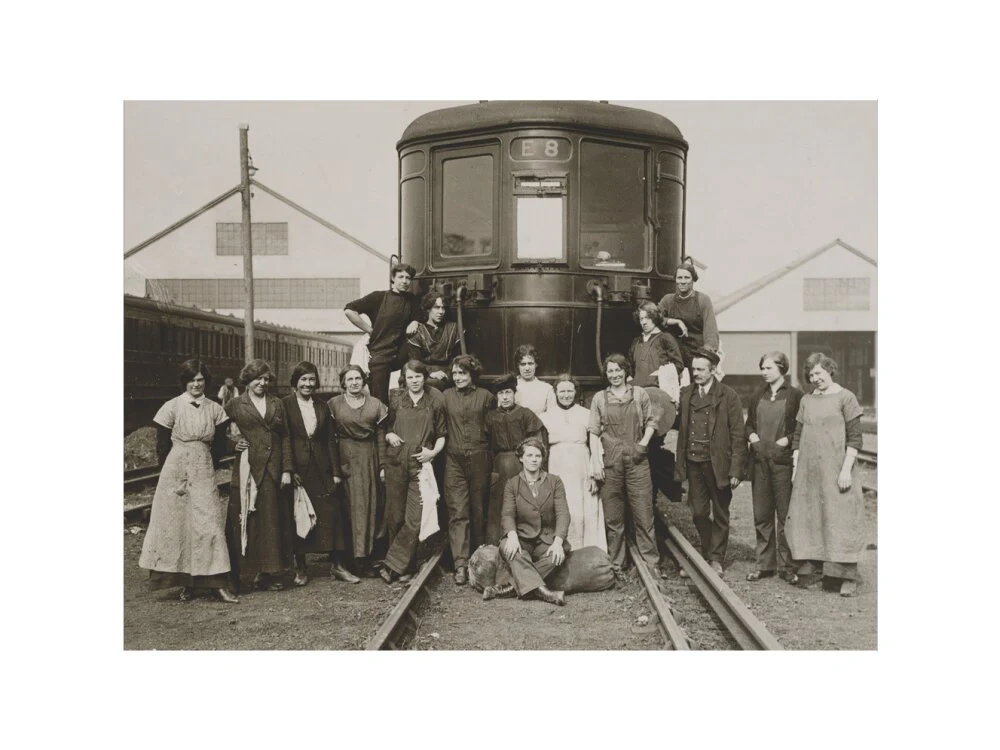 Carriage cleaners, about 1916. - Image 7