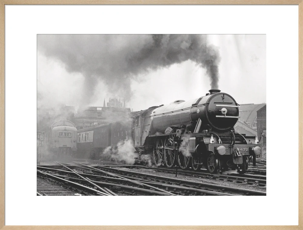 Flying Scotsman leaves Kings Cross, May 1968 - Image 26