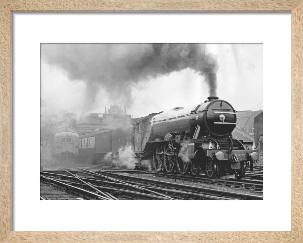 Flying Scotsman leaves Kings Cross, May 1968 - Image 39