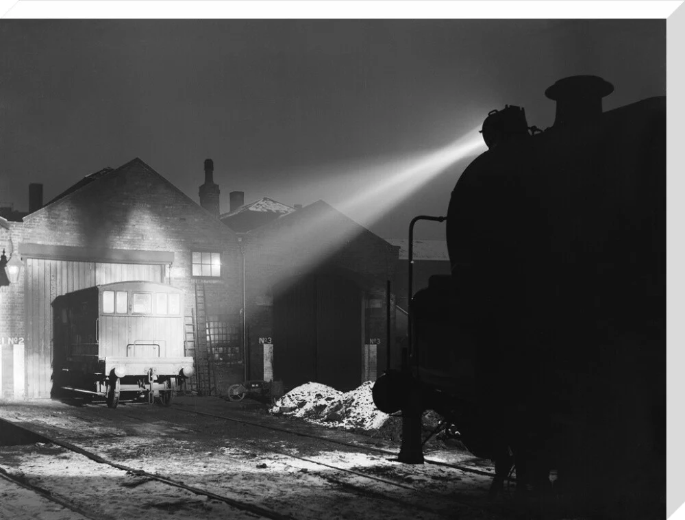 Locomotive number 2290, 1920 - Image 67