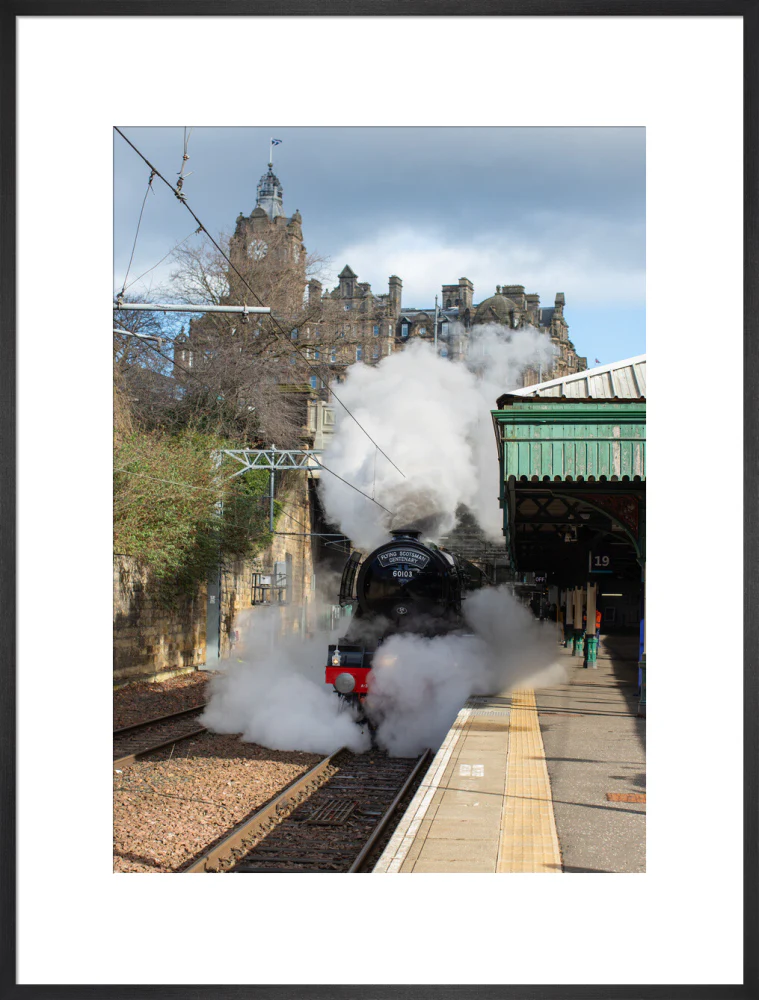 Flying Scotsman leaving Waverley Station, Edinburgh. - Image 23