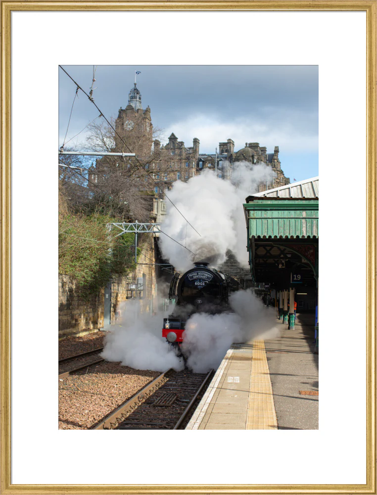 Flying Scotsman leaving Waverley Station, Edinburgh. - Image 25