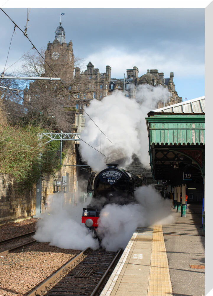 Flying Scotsman leaving Waverley Station, Edinburgh. - Image 34