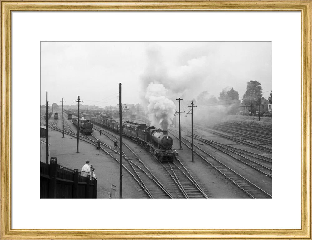 GWR 2-8-0 No 3803 leaving Acton Yard with Dynamometer Car - Image 15