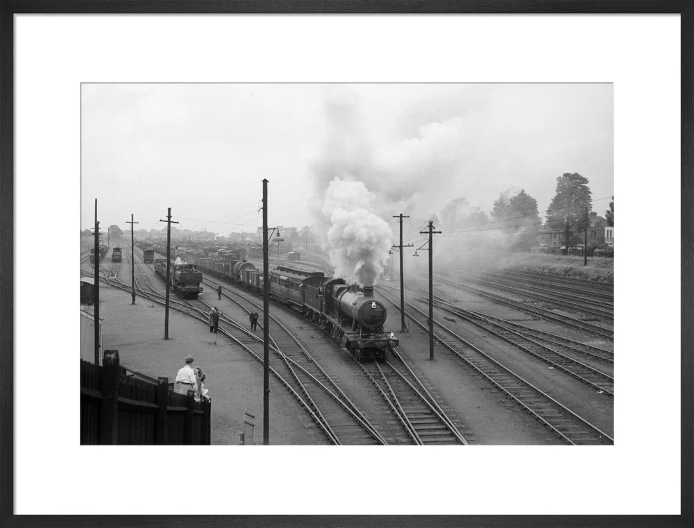 GWR 2-8-0 No 3803 leaving Acton Yard with Dynamometer Car - Image 18