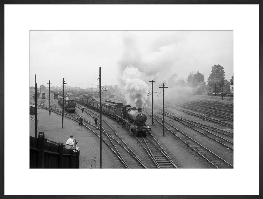 GWR 2-8-0 No 3803 leaving Acton Yard with Dynamometer Car - Image 23