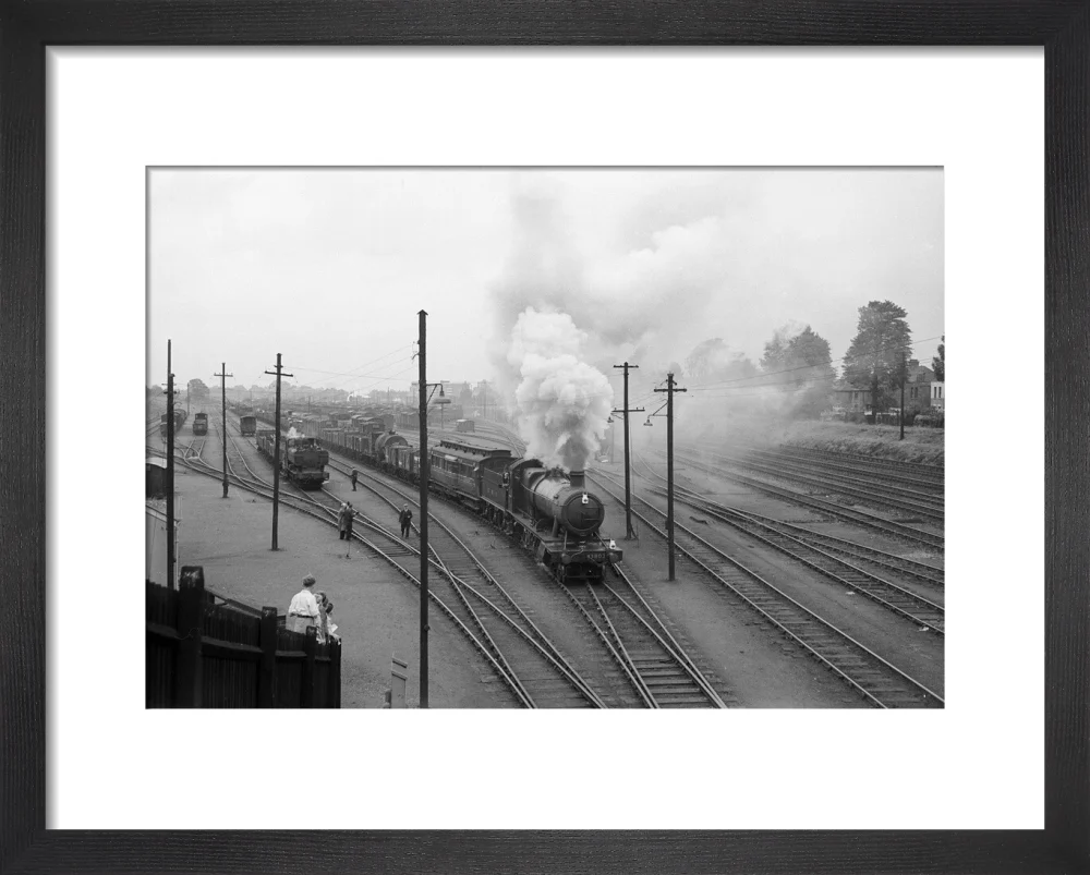 GWR 2-8-0 No 3803 leaving Acton Yard with Dynamometer Car - Image 3