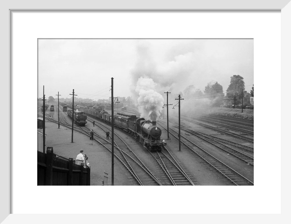 GWR 2-8-0 No 3803 leaving Acton Yard with Dynamometer Car - Image 42