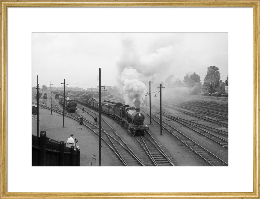 GWR 2-8-0 No 3803 leaving Acton Yard with Dynamometer Car - Image 53