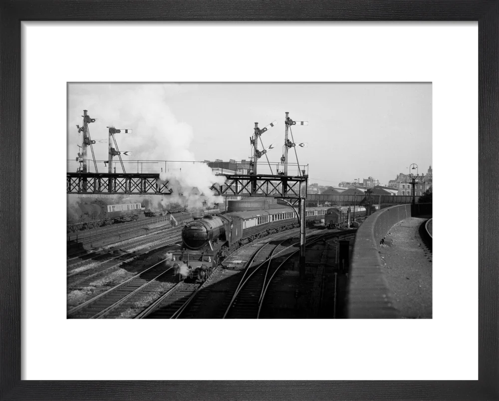 The Master Cutler train leaving Marylebone station, 1949 - Image 36