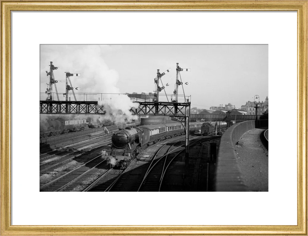 The Master Cutler train leaving Marylebone station, 1949 - Image 48