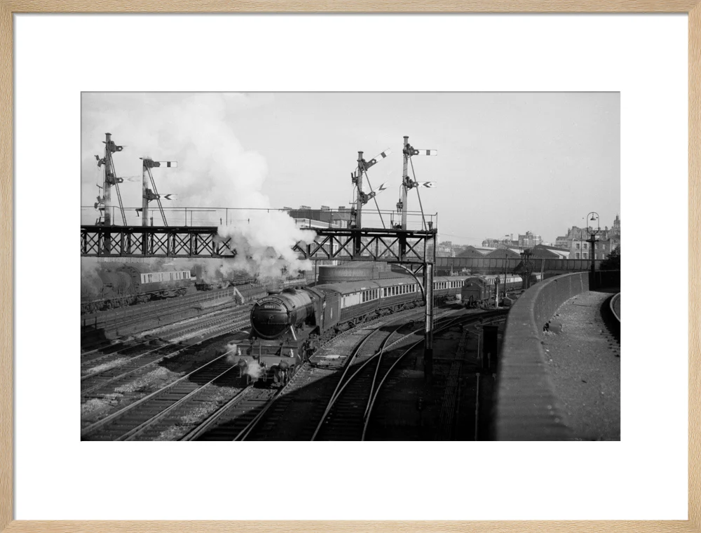 The Master Cutler train leaving Marylebone station, 1949 - Image 54