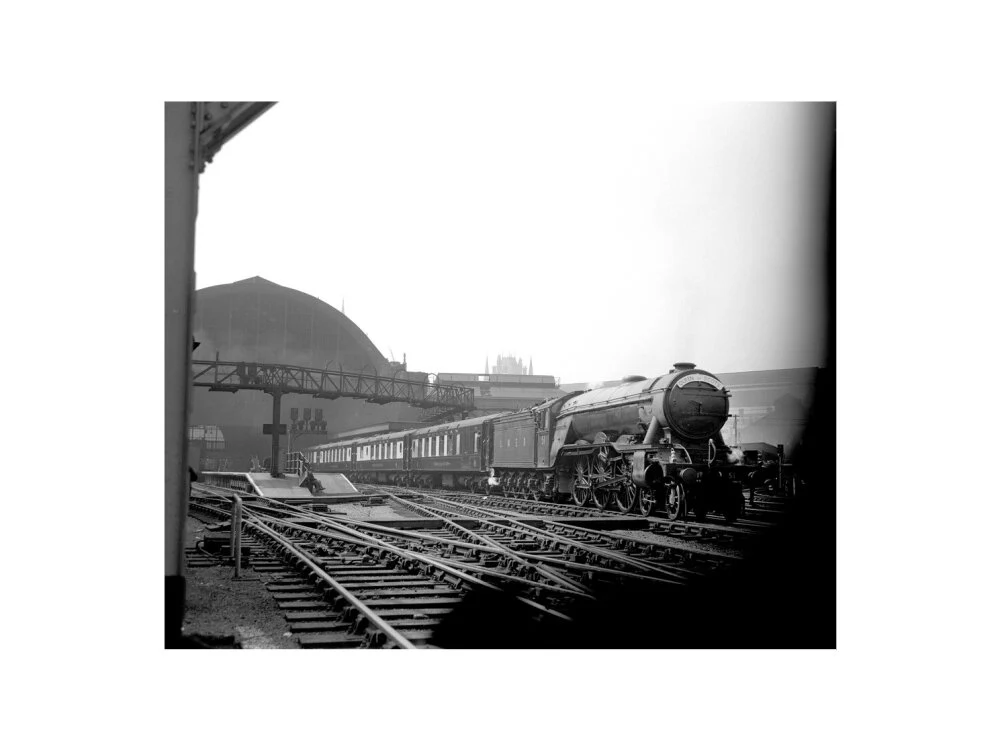 LNER A3 'Blink Bonny' No.51 on the 'Queen of Scots' - Image 22