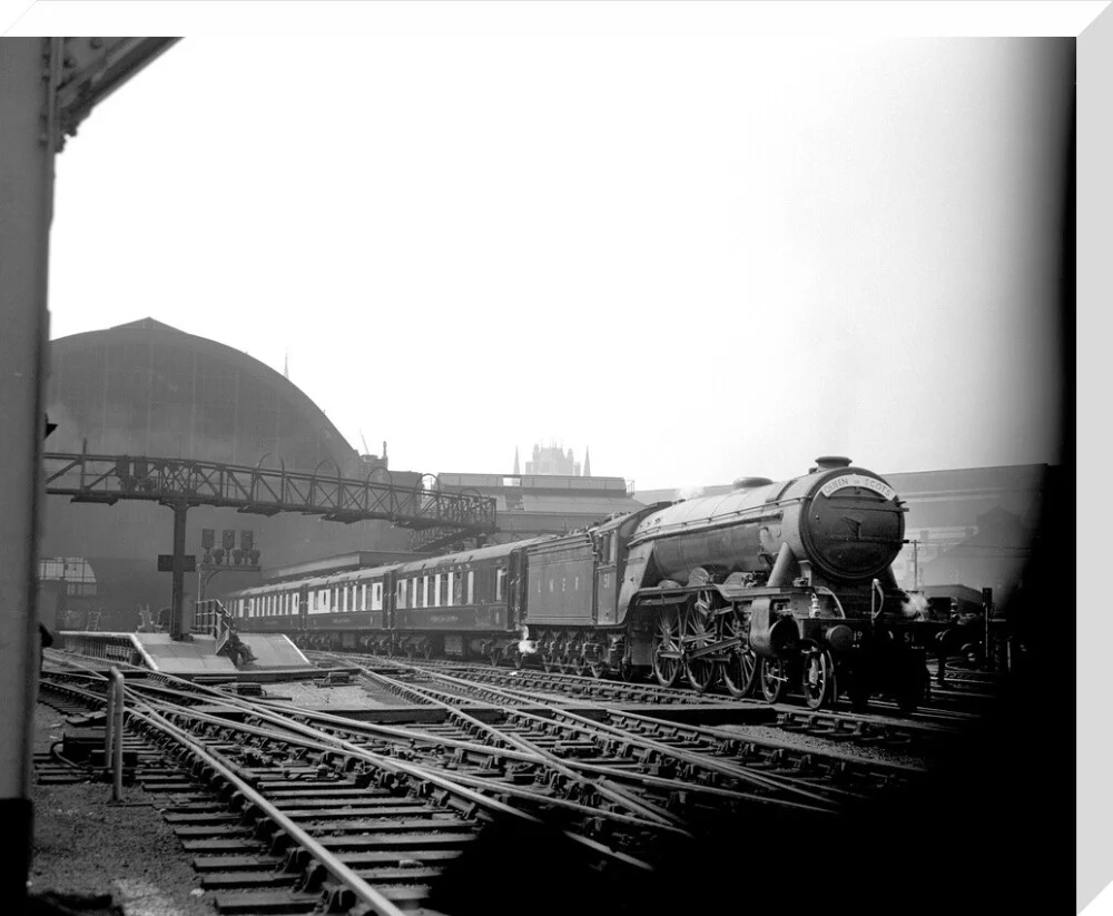 LNER A3 'Blink Bonny' No.51 on the 'Queen of Scots' - Image 66