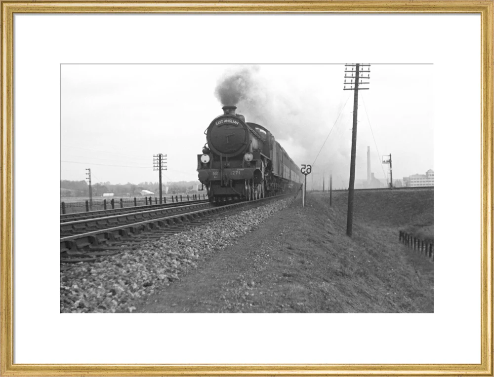 B1 No.1271 on the East Anglian express c.1940's - Image 20