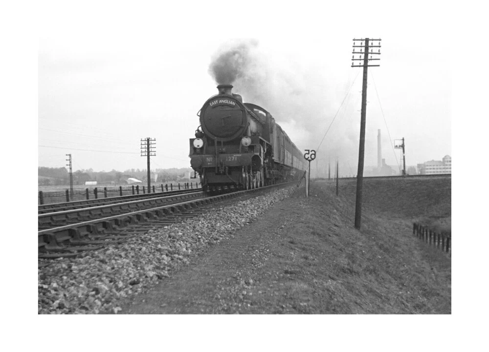 B1 No.1271 on the East Anglian express c.1940's - Image 29