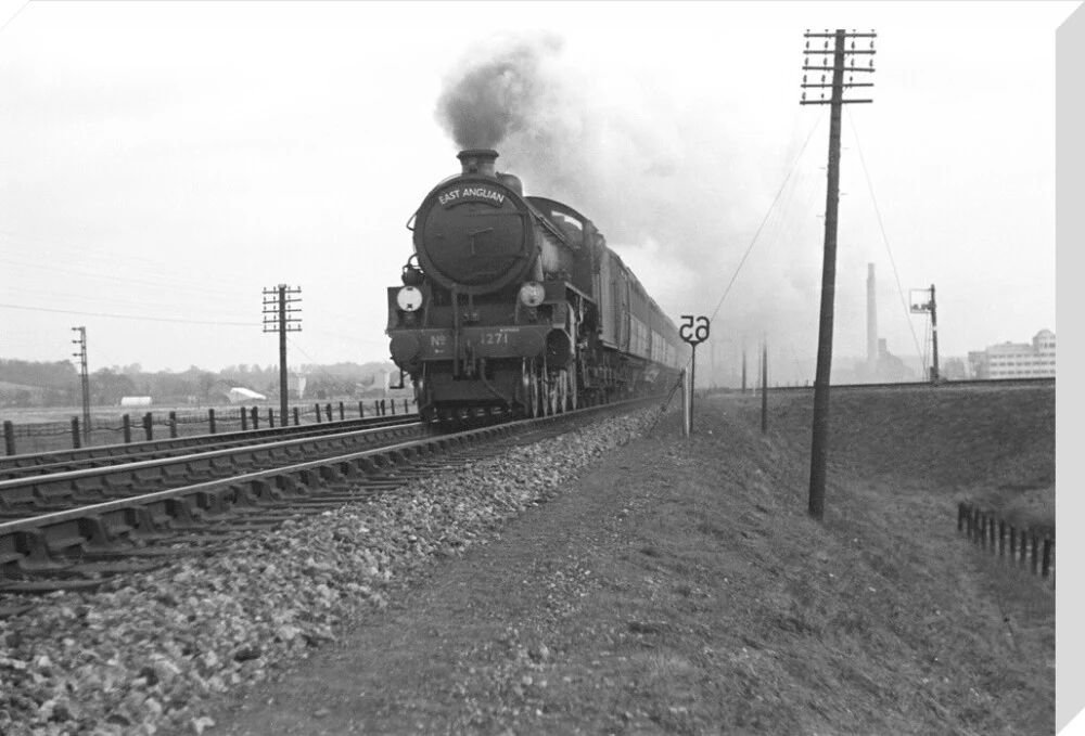 B1 No.1271 on the East Anglian express c.1940's - Image 34