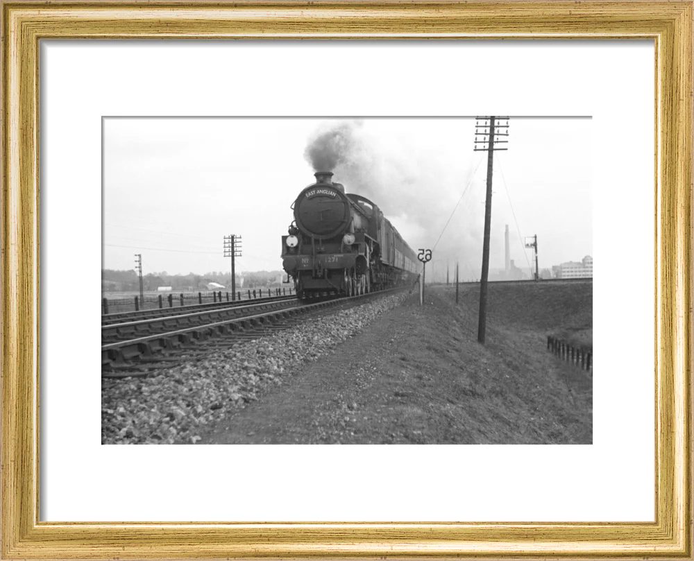 B1 No.1271 on the East Anglian express c.1940's - Image 38