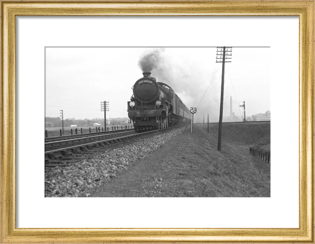 B1 No.1271 on the East Anglian express c.1940's - Image 43