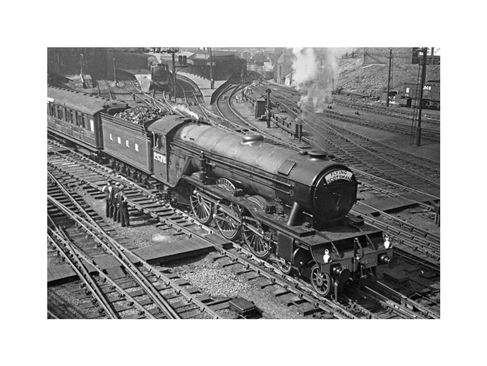 LNER A3 No.2578 Bayardo leaving Kings Cross c.1930 - Image 28