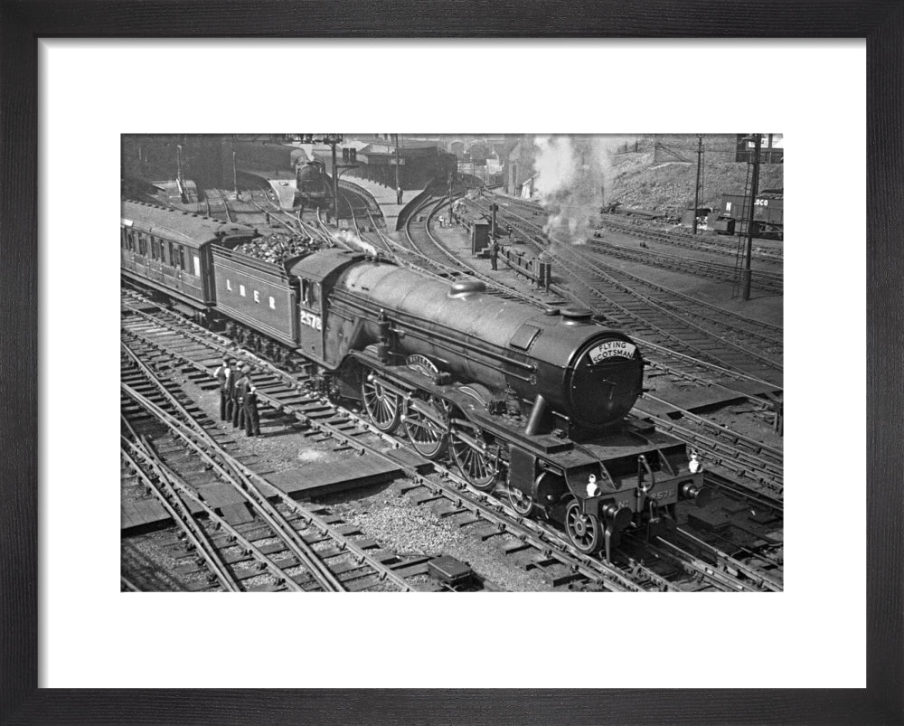 LNER A3 No.2578 Bayardo leaving Kings Cross c.1930 - Image 3