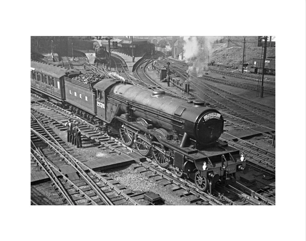 LNER A3 No.2578 Bayardo leaving Kings Cross c.1930 - Image 35