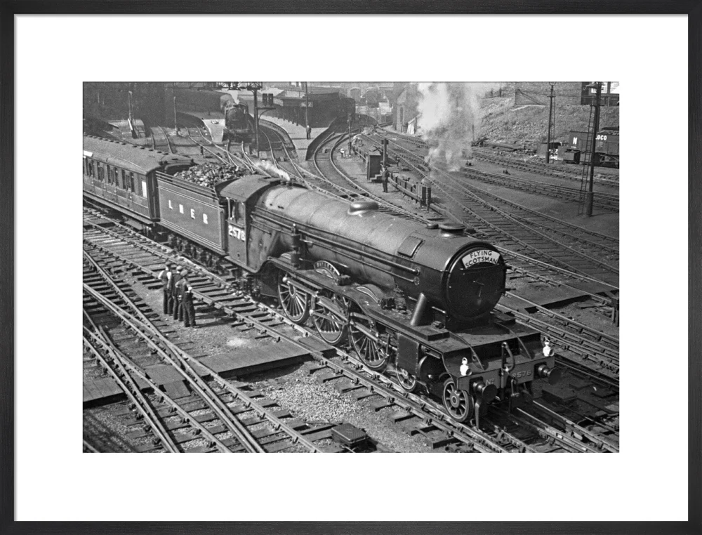 LNER A3 No.2578 Bayardo leaving Kings Cross c.1930 - Image 51