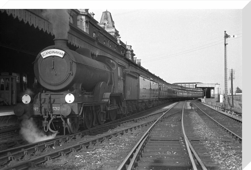 Steam Locomotive - Scandinavian - Image 33
