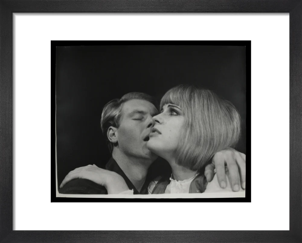 James Fox and Pauline Boty in 'Afternoon Men' - Image 3