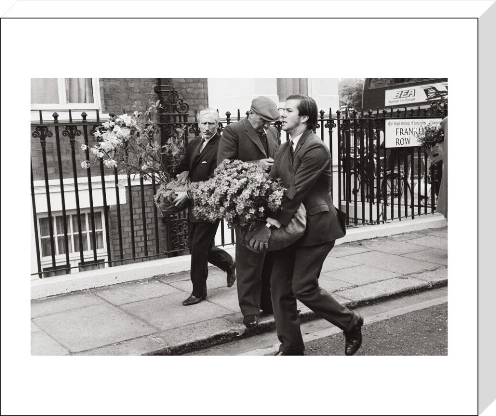 Chelsea Flower Show, 1968. - Image 33