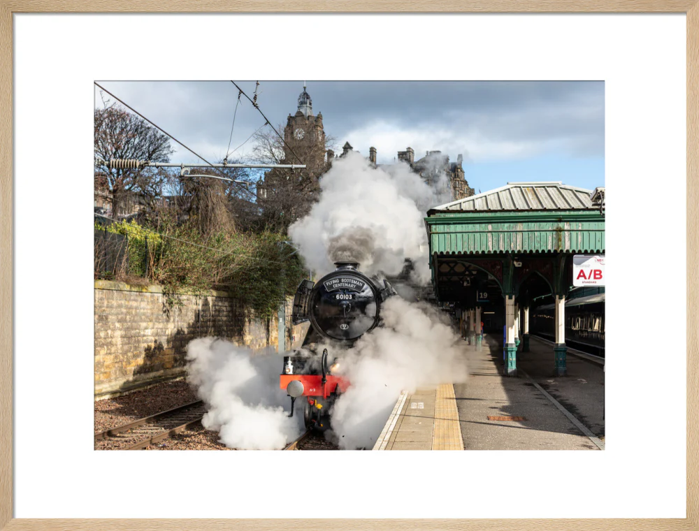 Flying Scotsman leaving Waverley Station, Edinburgh. - Image 21