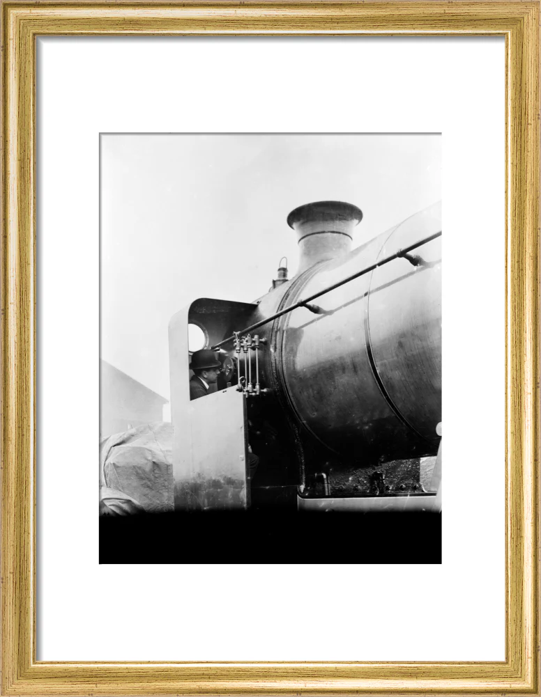 Caledonian Railway 4-4-0 locomotive no. 147./n - Image 10
