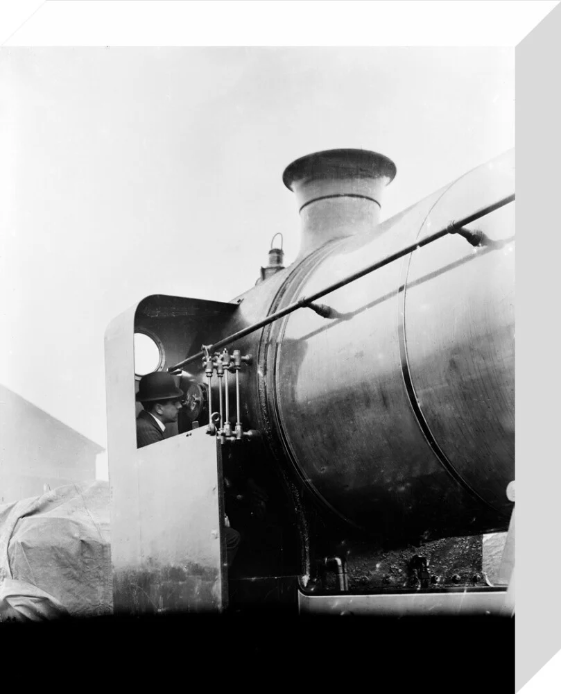 Caledonian Railway 4-4-0 locomotive no. 147./n - Image 64