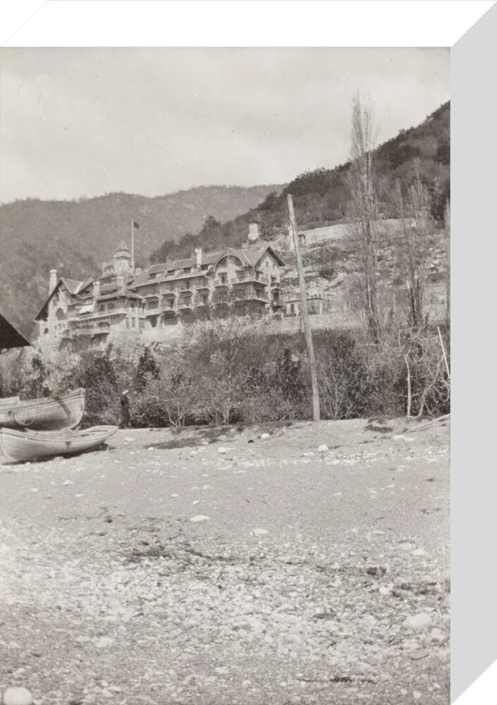 The Palace of Prince Alexander of Oldenburg at Gagra from the Beach. - Image 64
