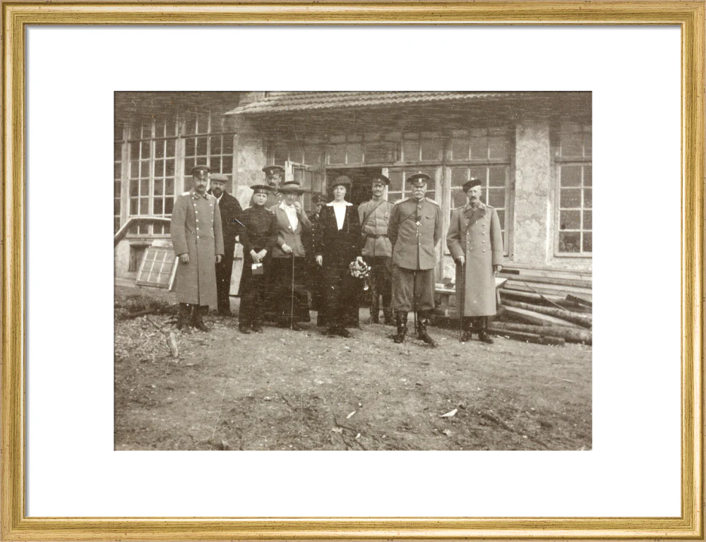 A snapshot photograph album of the Russian Imperial Royal Family. - Image 15
